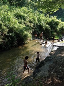 長瀞オートキャンプ場沢遊び